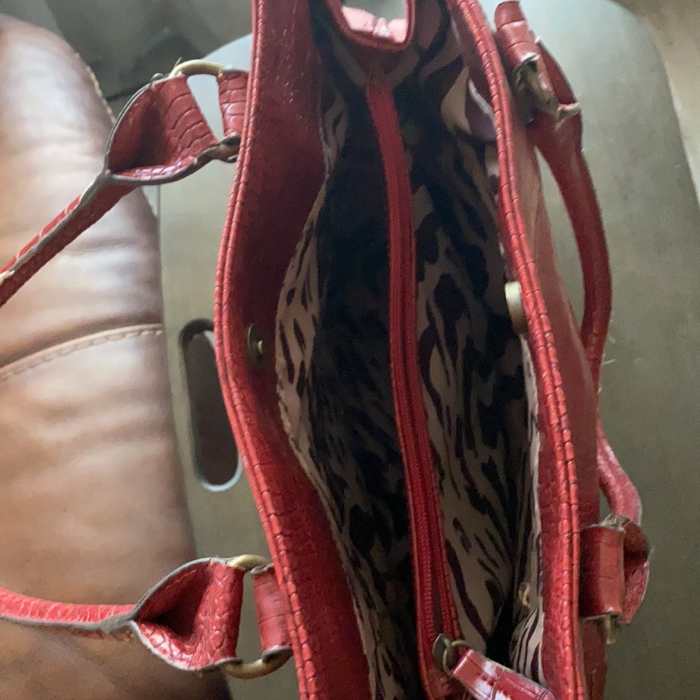 Fun red purse - Picture 2 of 3